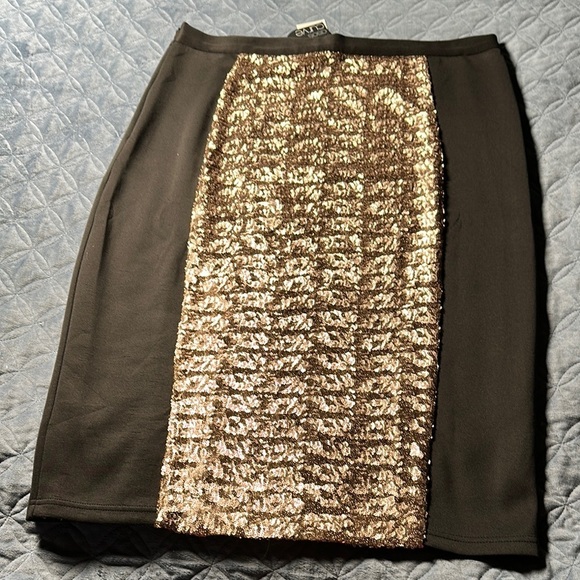 ASOS Curve Gold Sequin Pencil Skirt Night Out - Picture 3 of 7